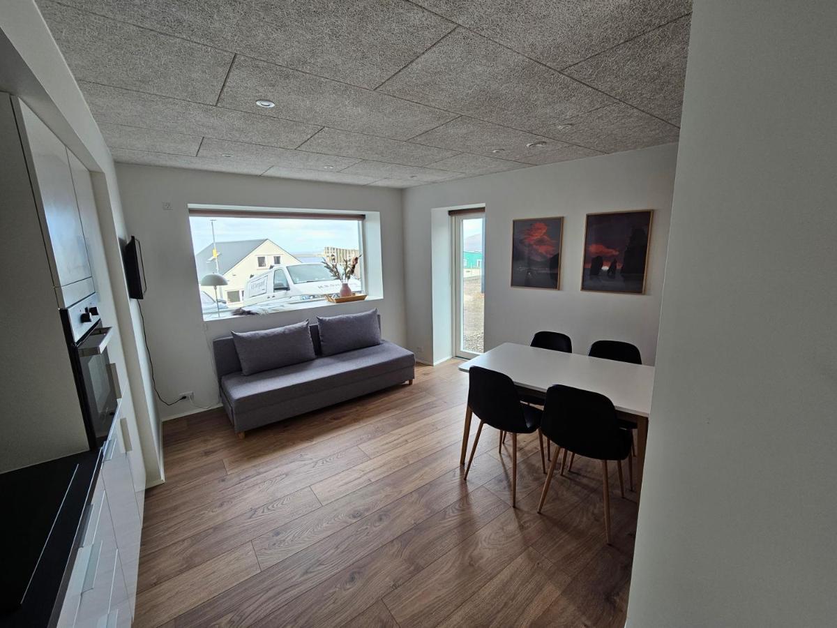 Brand New Apartment With Stunning Skyline Views ทอร์สเฮาน์ ภายนอก รูปภาพ